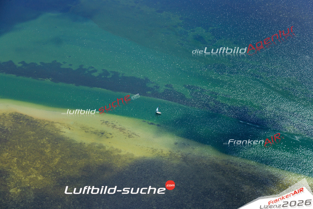 Die Luftaufnahme Grosser_werder - Zingst wurde vom UL-Flugzeug (keine Drohne) aus fotografiert.Hohe Druck- Auflösung-die Geschenkidee!