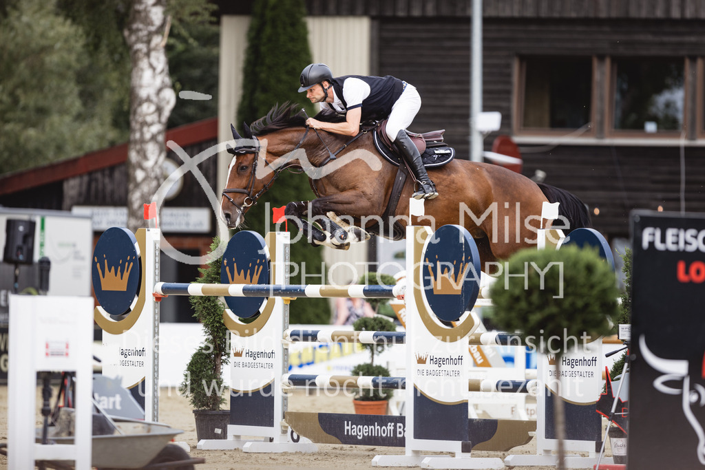 230824_Delbrueck_AmateurM2-219 | Deine schönsten Turniermomente als professionelle Fotos! Entdecke hochwertige Pferdesport-Fotografie im Online-Shop. Jetzt Fotos finden & bestellen!