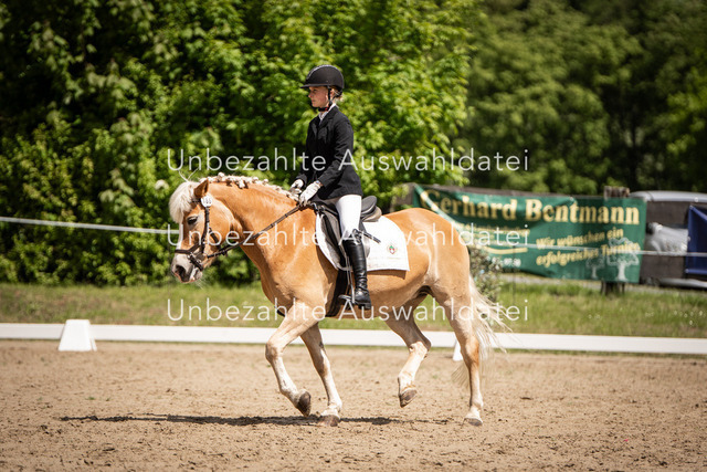 Bad_Meinberg_04865 | saradresslerfotografie - Realisiert mit Pictrs.com