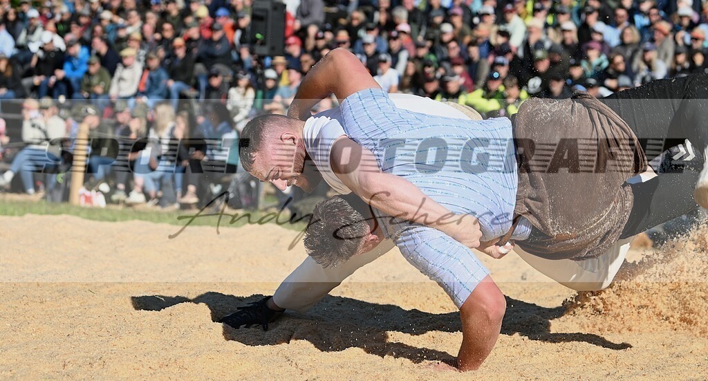 Bruhin Fredi FrediDSC_6277 | Kaufen Sie Sportbilder im Onlineshop von Andy Scherrer Sportfotografie. Faszinierende Bilder von Sportevents aus der ganzen Schweiz. Fussball, Frauenfussball, Unihockey, Handball, Schwingen und weiteren Sportarten. - Realisiert mit Pictrs.com