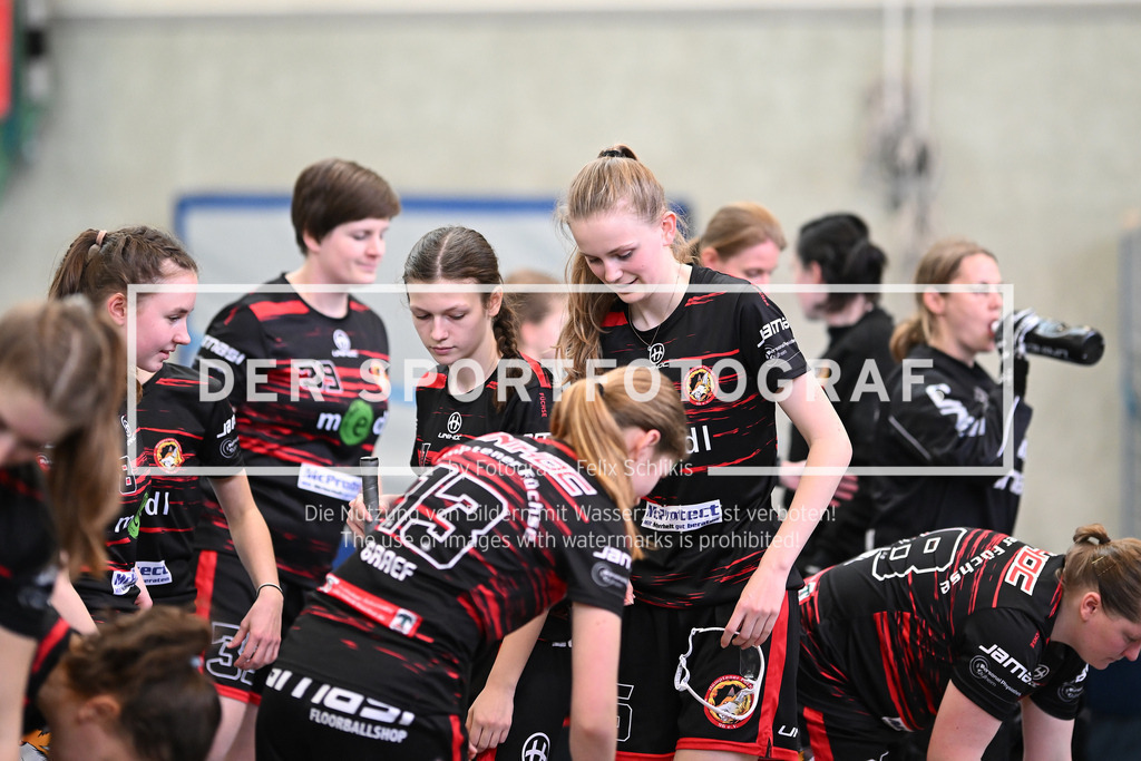 Floorball I Frauen I Saison 2023-2024 I 1. Frauen Floorball-Bundesliga I Playoffs 3. Spieltag I ETV Lady Piranhhas Hamburg - Dümptener Füchse I 48071 | Der Sportfotograf. - Realisiert mit Pictrs.com