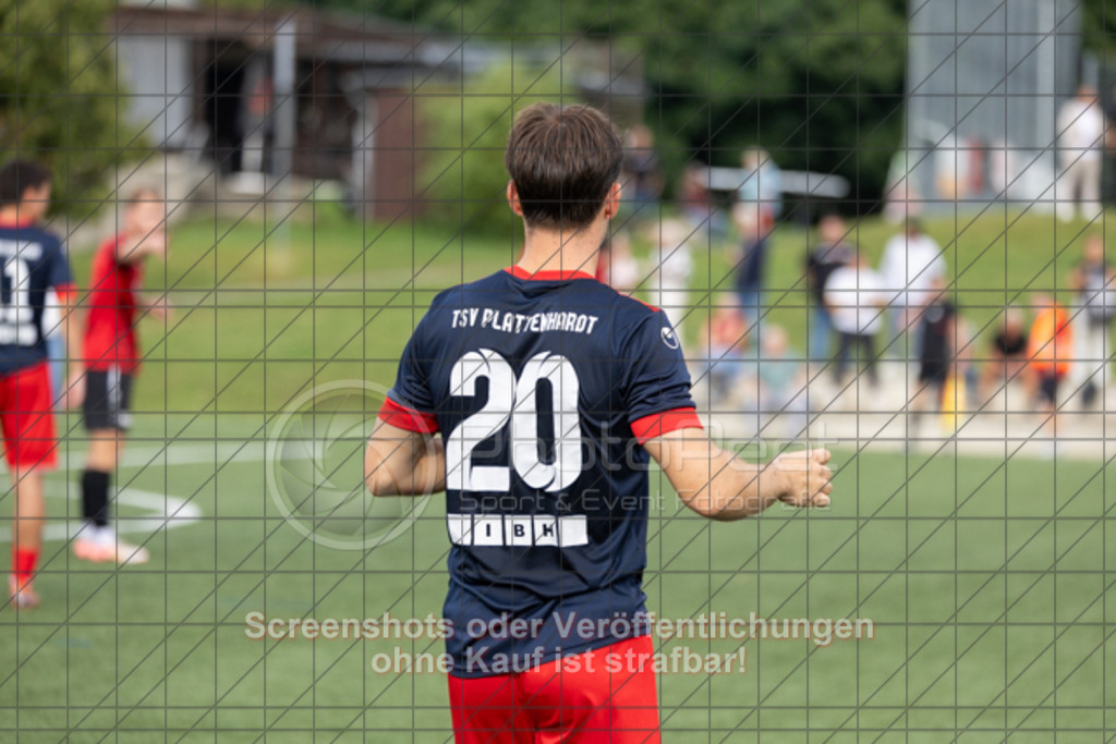 20250726_175531_0076 | #,TSV Bad Boll (rot/schwarz) vs. TSVGG Plattenhardt (blau/rot), Fussball, DB-Regio-WFW-Pokal - wfv, 1.Runde, Saison 2025/2026, Kunstrasenplatz, Erlengarten 37, 73087 Bad Boll, 26.07.2025 - 17:30 Uhr,Foto: PhotoPeet-Sportfotografie/Peter Harich