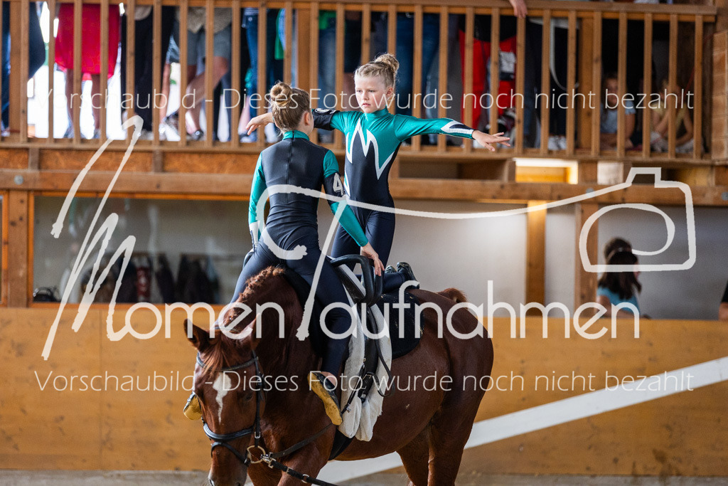 SS-Maxi-158 | MomenTaufnahmen Pferdesportfotos