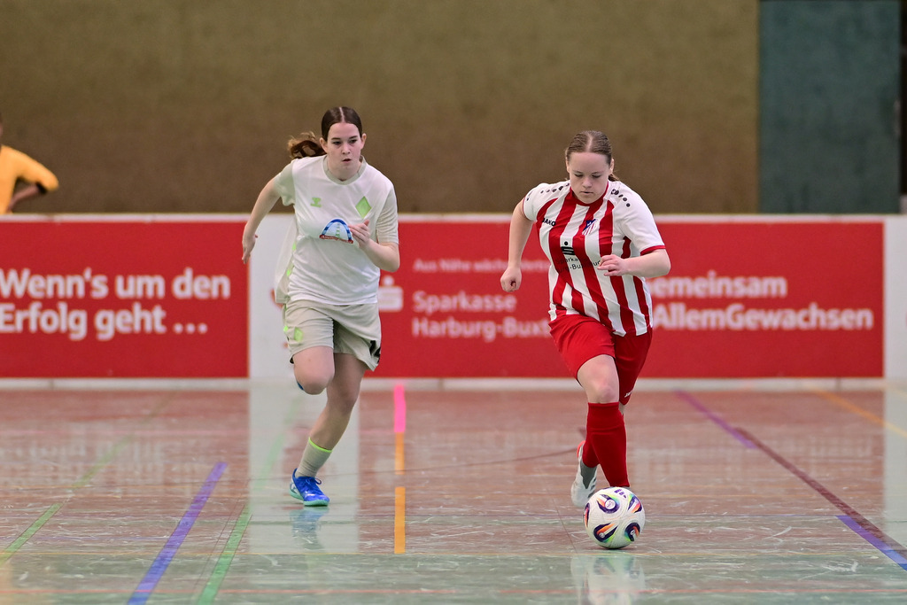 Fußball I Juniorinnen I Saison 2025-2026 I Hallenmasters U15+U17 | Der Sportfotograf. - Realisiert mit Pictrs.com