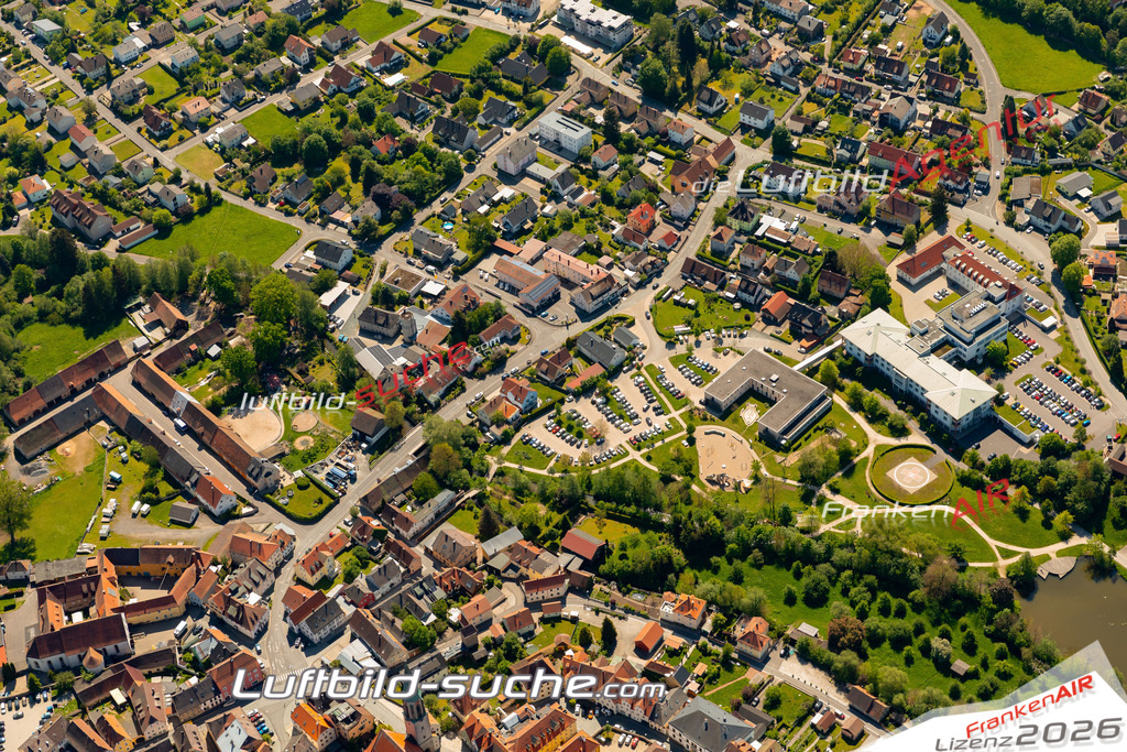 Das Luftbild zeigt :  Kemnath - Die Luftaufnahme wurde 2024 vom UL-Flugzeug aus erstellt ( keine Drohne ) - Hochauflösende Luftaufnahme - Für grossformatige Ausdrucke geeignet. Die Geschenkidee !Mit Lizenz und Bildrechte bestellbar