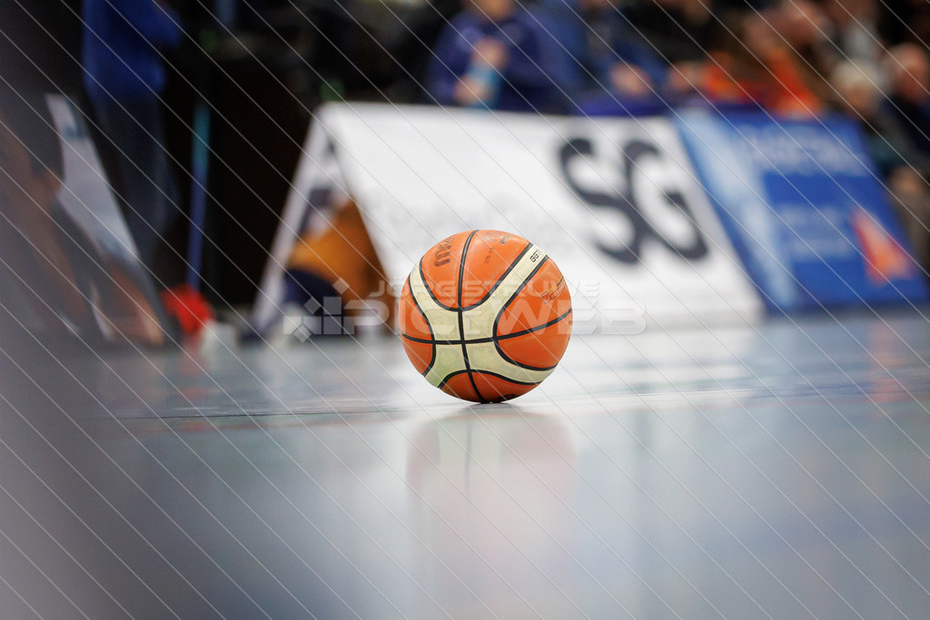 20221211_JSpicselweb_R3__3783 | 11.12.2022, 13. Spieltag, Regionalliga Nord, Basketball Herren, Meisterschaft, RLN/DBB, Saison 2022/23, Vincent-Lübeck Gymnasium, VfL Stade - WSG Königs Wusterhausen, Ergebnis 89:80 OT, Fotos Jörg Struwe-picselweb.de - Realisiert mit Pictrs.com