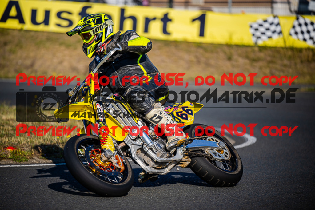 MaZZes_FotoMatrix_220813_0966 | UE40