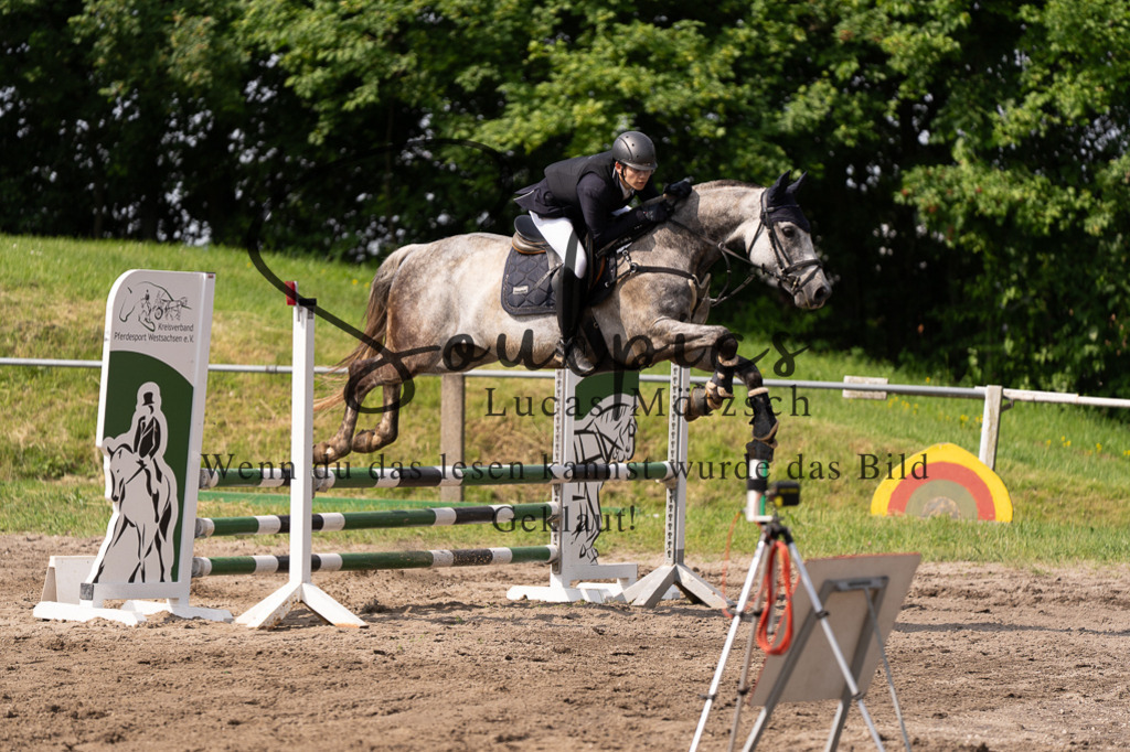 A7507445 | Turnier/Reitfotograf