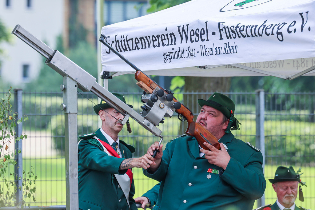 top-top.de 240601-130 | Foto, Video, Fotografie, Videografie, Fotobox, DJ, Discjockey, Musik, Musikbox, Veranstaltung, Photobooth, Amazon, Ebay, Buchtipp, Bestseller, Autor, Verlag, Buch, Wesel, Hamminkeln, NRW, Dinslaken, Rees, Drohne, Hochzeit, Party, Fotobox, Wesel, Fotograf