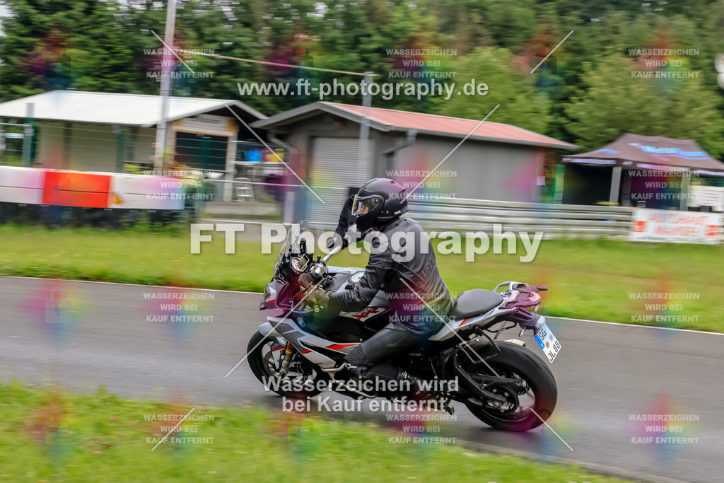 VBK-6200 | Hier findet Ihr Bilder von Touristenfahrten auf der Nürburgring Nordschleife oder von anderen Veranstaltungen die ich besucht habe. Viel Spass beim Durch Schauen 