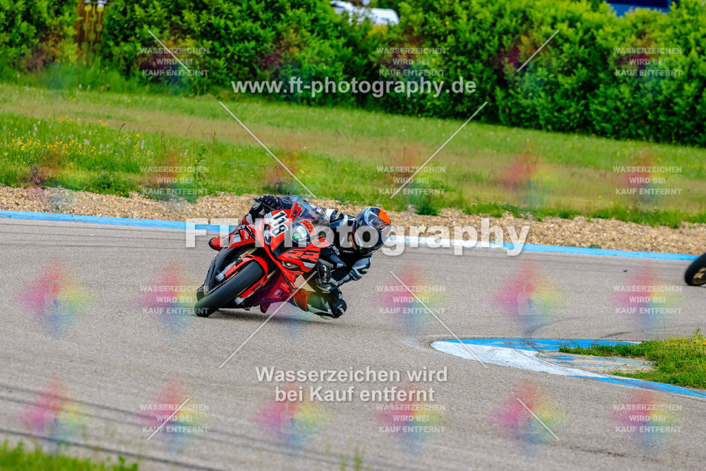 MotoTeam-8758 | Hier findet Ihr Bilder von Touristenfahrten auf der Nürburgring Nordschleife oder von anderen Veranstaltungen die ich besucht habe. Viel Spass beim Durch Schauen 