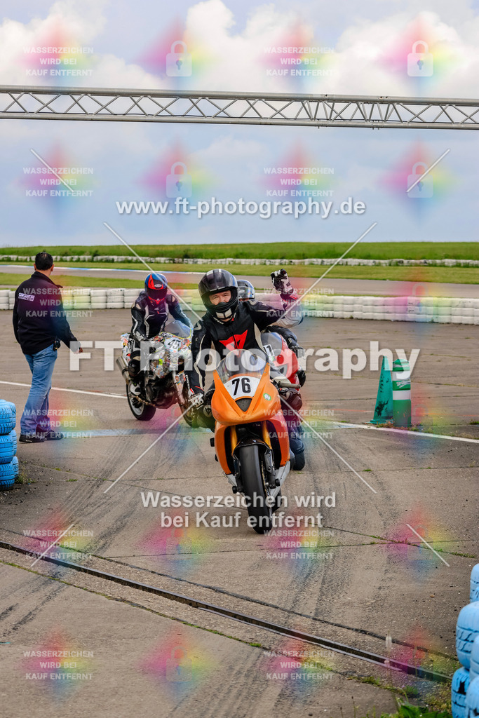 MotoTeam-9428 | Hier findet Ihr Bilder von Touristenfahrten auf der Nürburgring Nordschleife oder von anderen Veranstaltungen die ich besucht habe. Viel Spass beim Durch Schauen 