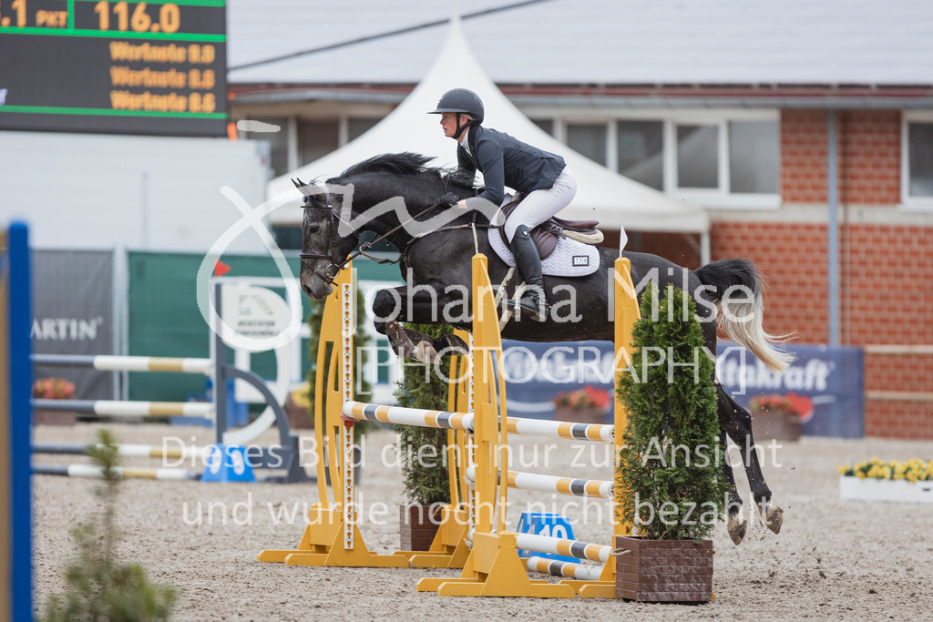 250506_Mühlen_SprPf-A2-278 | Deine schönsten Turniermomente als professionelle Fotos! Entdecke hochwertige Pferdesport-Fotografie im Online-Shop. Jetzt Fotos finden & bestellen!