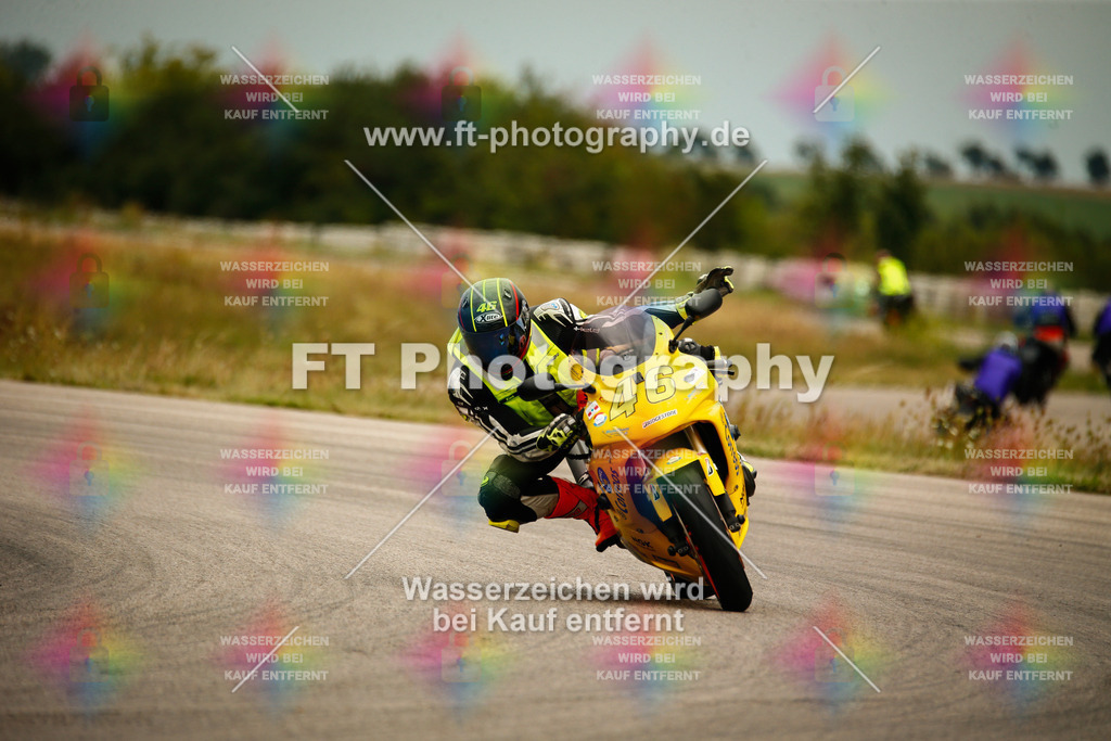 _MOT6767 | Hier findet Ihr Bilder von Touristenfahrten auf der Nürburgring Nordschleife oder von anderen Veranstaltungen die ich besucht habe. Viel Spass beim Durch Schauen 