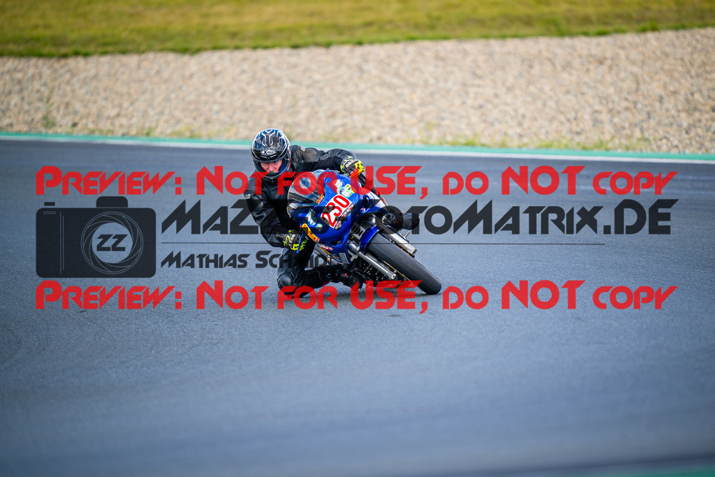 MaZZes_FotoMatrix_240724_6007705_2-223 | ROT