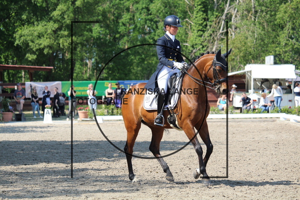 IMG_5283 | franziskalange - Realisiert mit Pictrs.com