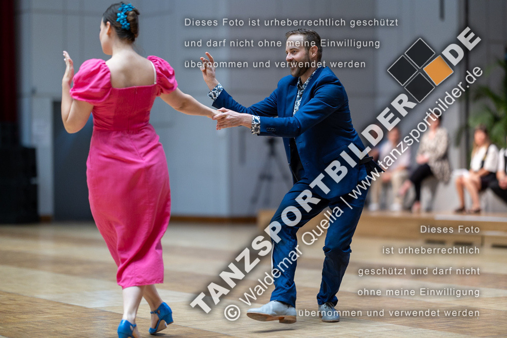 20230812-02310 | Hier finden Sie Tanz Bilder vom Latein und Standard Formationen tanzen. Sportbilder vom Tanzsport. Schöne Fotos und von Weltmeisterschaft, Europameisterschaft, Bundesliga, Regionalliga, Oberliga und Landesliga sowie von GOC Stuttgart, DanceComp, WM Bremen