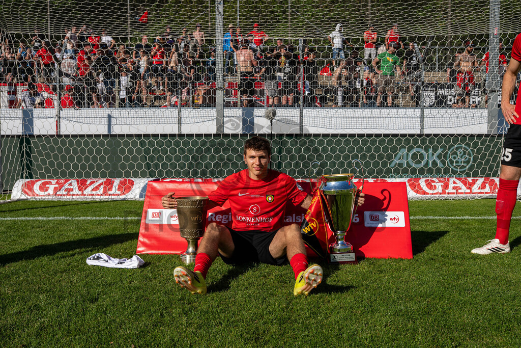 Stuttgarter Kickers vs. SG Sonnenhof Großaspach, Fussball, WFV-Pokal, Finale, 23.05.2026 | Valentyn Podolskyi (SG Sonnenhof Großaspach, #07),Stuttgarter Kickers vs. SG Sonnenhof Großaspach, Fussball, WFV-Pokal, Finale, 23.05.2026