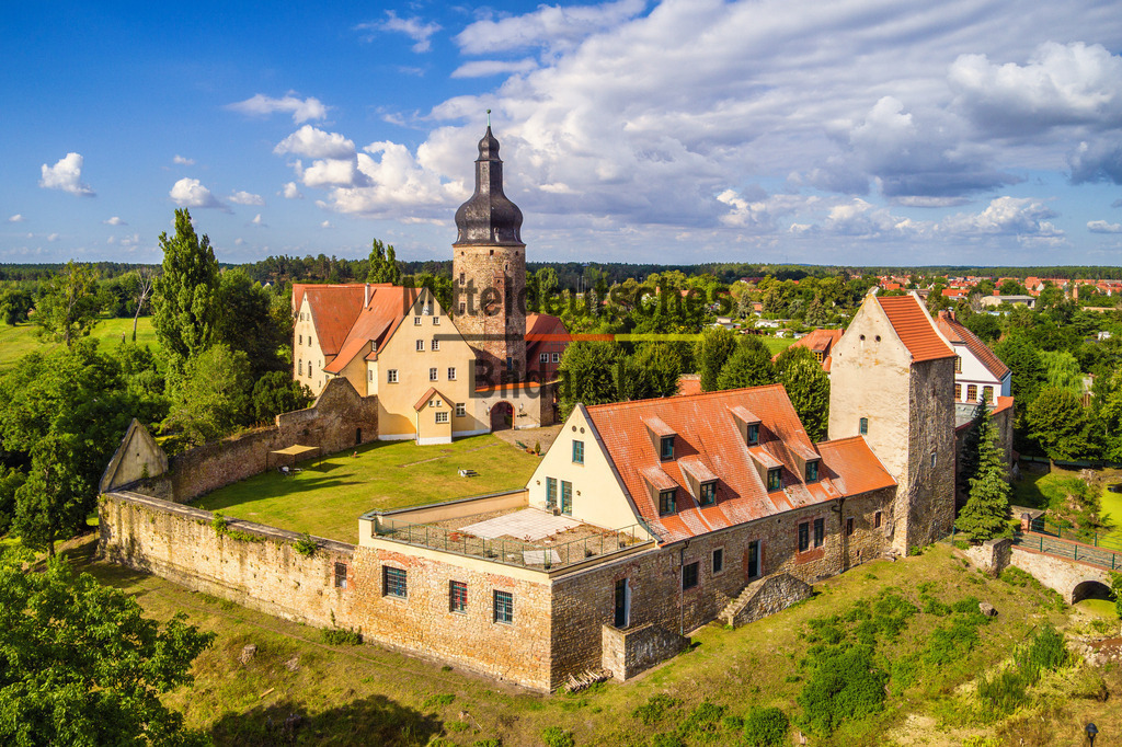 Wasserburg Gommern Luftbild LU-0005 | Wasserburg Gommern zum Heiraten - Realisiert mit Pictrs.com