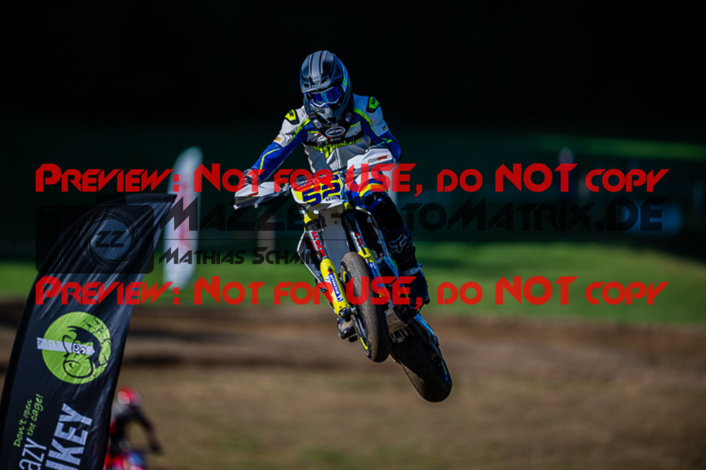 MaZZes_FotoMatrix_220903_9497 | S3