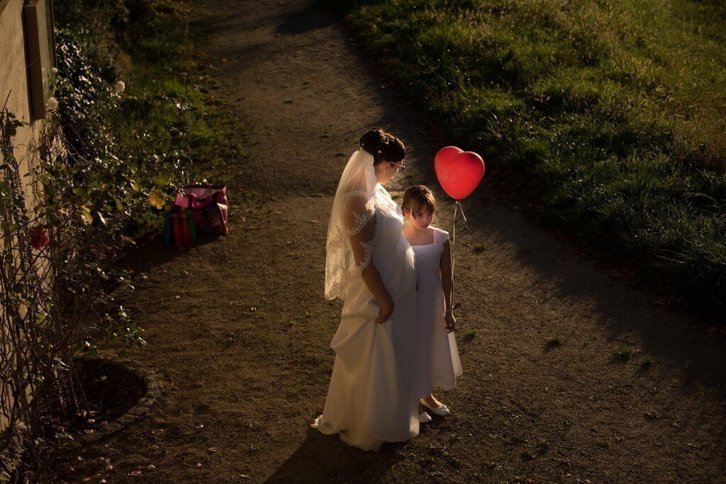 Hochzeit_Location_150 | Mein Name ist Arkadius. Ich fotografiere Ihre Hochzeit in Frankfurt und im Umkreis von 200 km. Als Fotograf bin ich noch bekannt im Bereich Business- und Modefotografie.