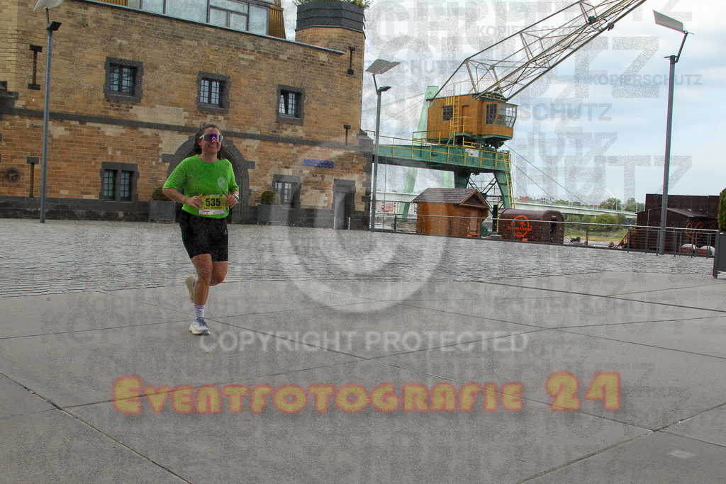 250920_1530_EV4_8977 | Sportfotografie im Rhein-Sieg Kreis, Köln, Bonn, NRW, Rheinland Pfalz, Hessen, etc. Unser Tätigkeitsfeld umfasst den Laufsport vom Volkslauf über den Marathon, Duathlon, Triathon bis zum Ultralauf wie Kölnpfad Ultra oder Schindertrail.