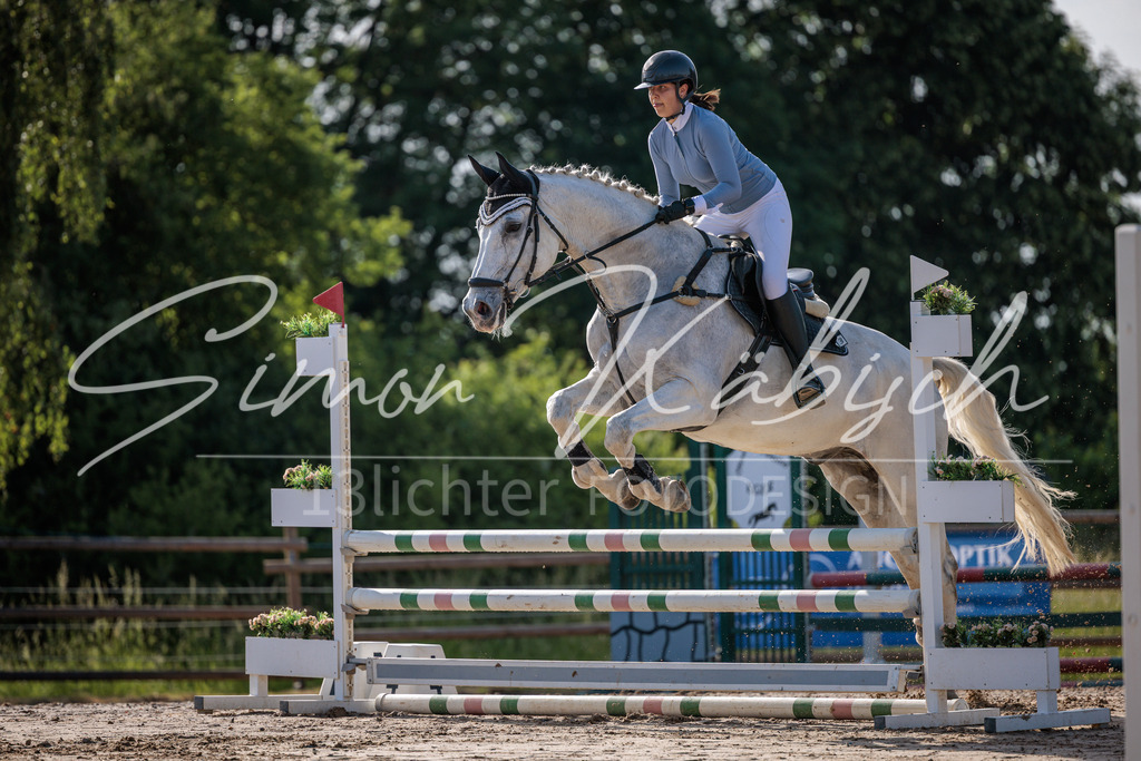 20260529-_3LI0163 | Tierfotografie Pferde, Hunde, Katzen, Haustiere.
Turnierfotografie Reitturniere, Reiten, Springreiten, Dressur in Hanau, dem Main-Kinzig-Kreis und dem Rhein-Main- Gebiet um Frankfurt