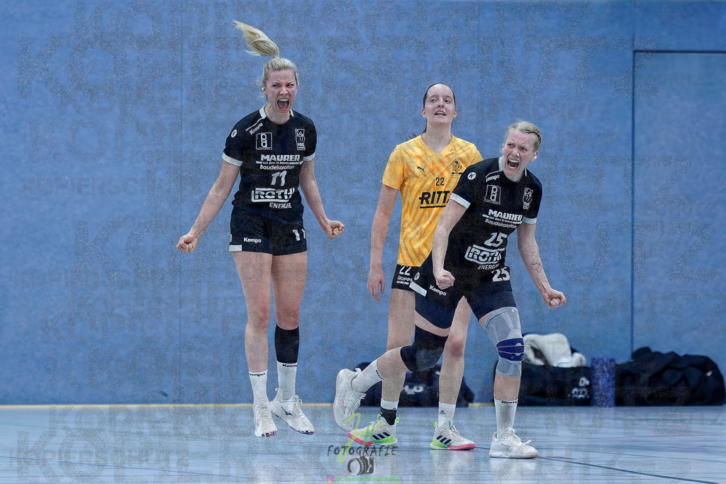 Handball Frauen Oberliga Mitte, HSG Eibelshausen/Ewersbach - HSG Lumdatal | Handball Frauen Oberliga Mitte, HSG Eibelshausen/Ewersbach - HSG Lumdatal am 21.02.2026 in Dietzhölztal-Steinbrücken (Sporthalle am Hammerweiher)Photo © 2026 - Jörg Heinrich - Realisiert mit Pictrs.com