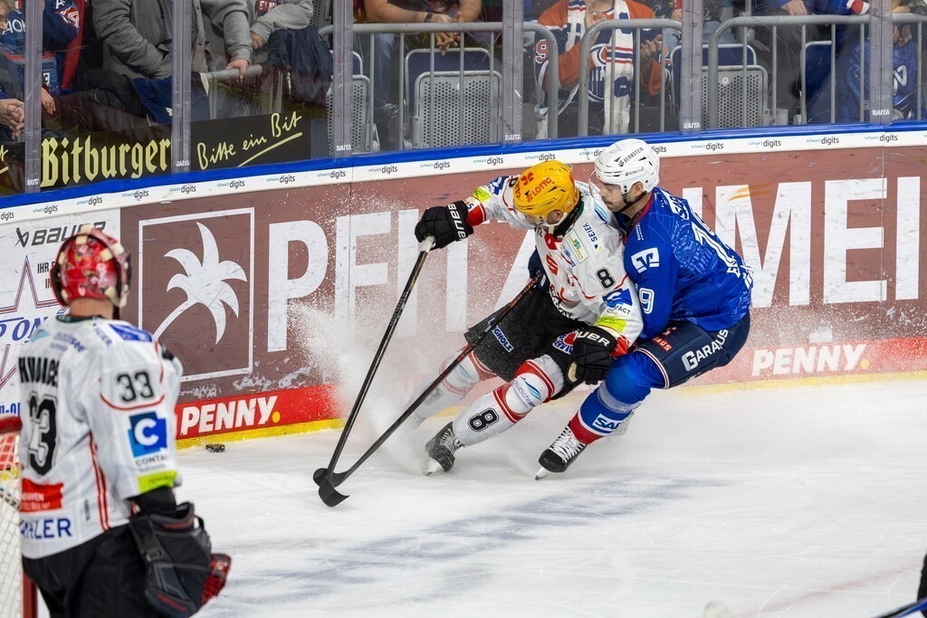 DEL, Deutsche Eishockey Liga Saison 2025/26, 24. Spieltag: Adler Mannheim gegen Fischtown Pinguins Bremerhaven | DEL, Deutsche Eishockey Liga Saison 2025/26, 24. Spieltag: Adler Mannheim gegen Fischtown Pinguins Bremerhaven - Realisiert mit Pictrs.com