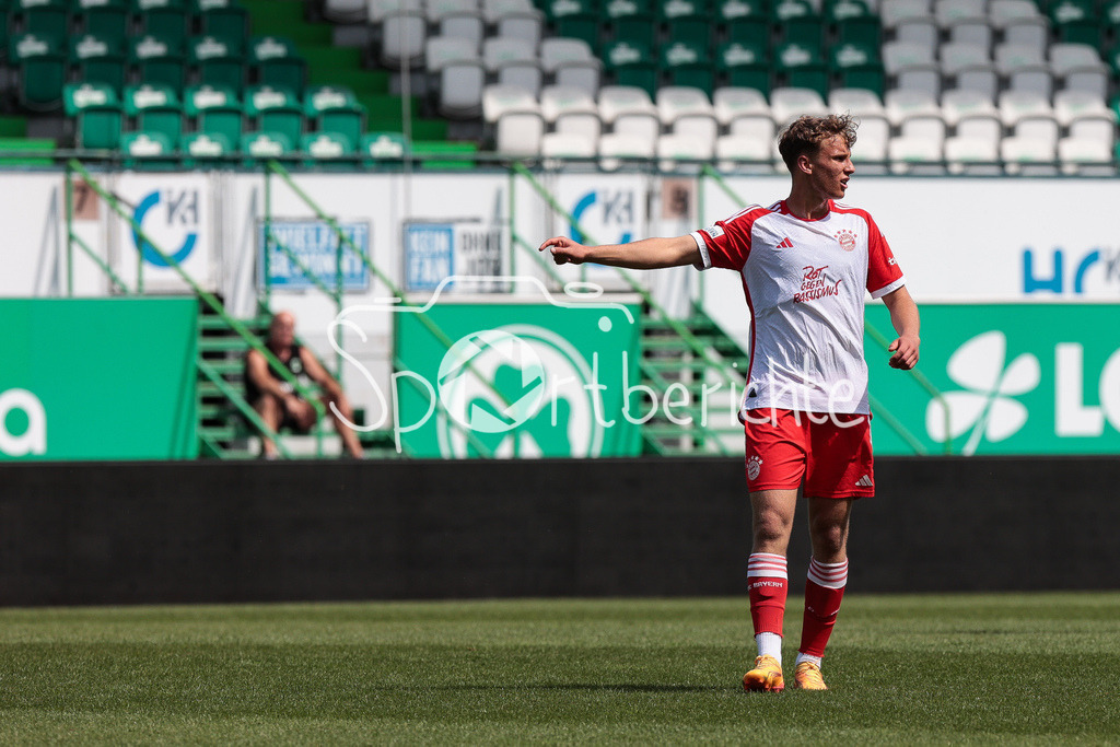 SpVgg Greuther Fürth II - FC Bayern Amateure | Im Bild Kurt RUEGER (FCB #55) in Aktion / Freisteller / Einzelfoto