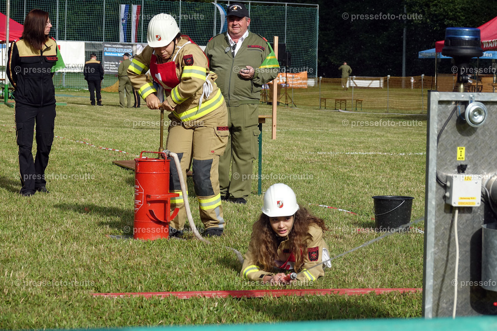 news-2022-Juli09-FF-Nassleistungsbewerb-Hoefen-Sony-DSD02312 | Info aus dem Bezirk Reutte/Ausserfern Tirol sowie eine umfangreiche Bilddatenbank über die gesamte Region: Lechtal, Talkessel Reutte, Tannheimertal, Zwischentoren. Lech, Plansee, Zugspitze, Grenztunnel, B179, Fernpassstraße, Verkehr, Lawinen, Tradition, - Realisiert mit Pictrs.com