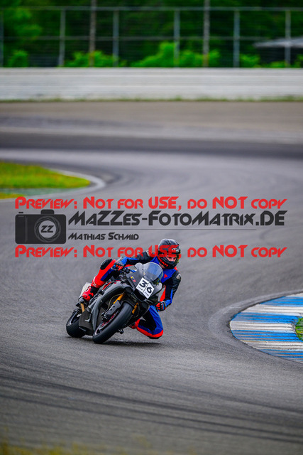 MaZZes_FotoMatrix_240614_6007705_2380 | ROT