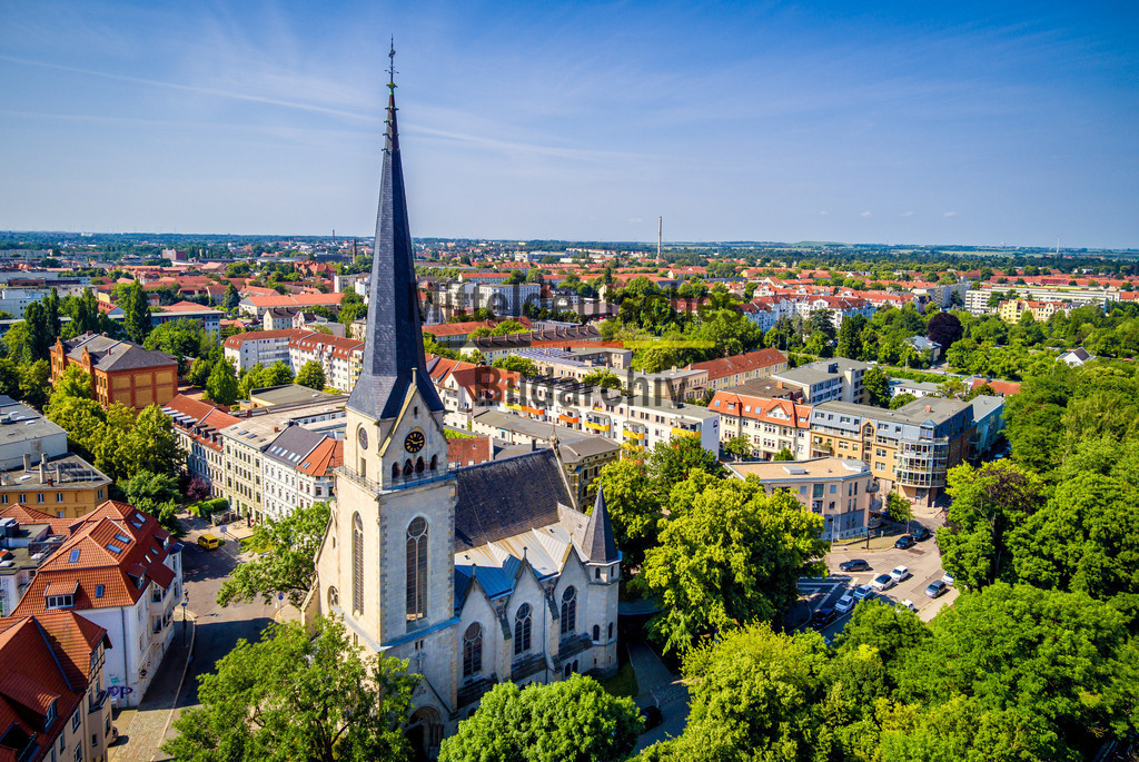 Magdeburg Pauluskirche Stadtfeld Puschkin Anna Goethestraße-0010 | Die schönsten Luftbilder von Sachen-Anhalt & Mitteldeutschland als Bilddatenbank zur kommerziellen Nutzung. Nutzen Sie unsere Erfahrung seit 2005 in der Luftbildfotografie. - Realisiert mit Pictrs.com