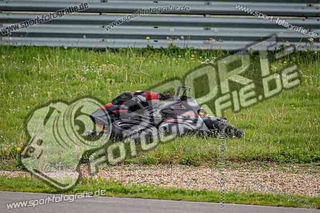 pubi7308 | Professionelle Fotos von Sportveranstaltungen, aber auch Hochzeiten und anderen Events. - Realisiert mit Pictrs.com
