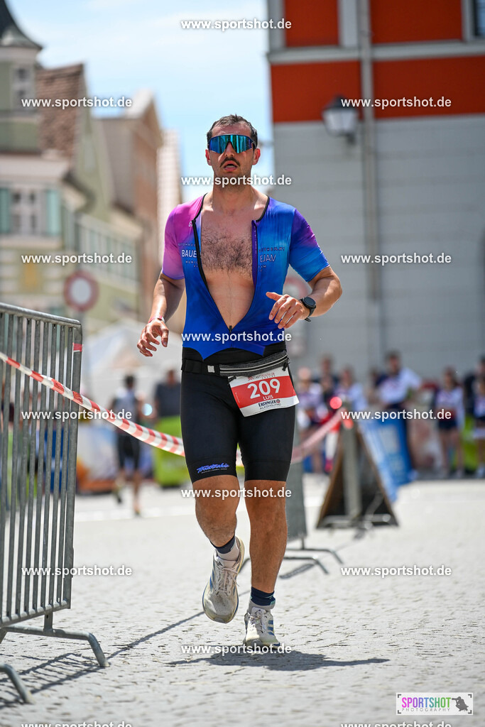 SZI_6930 | Stadttriathlon Erding 2025. #yourpictrs #sportshot_your_pictrs @Sportshotphotography #stadttriathlonerding Copyright: www.sportshot.de
