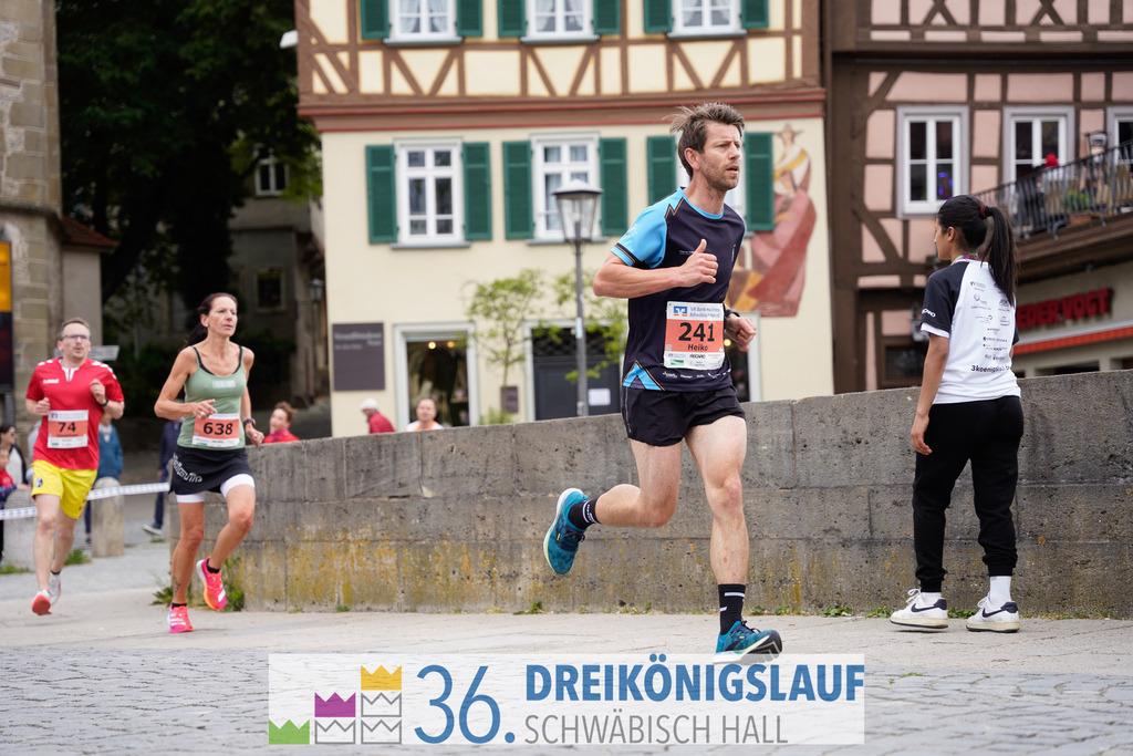 VR Bank Hauptlauf 10km | 3königslauf 2022 VR Bank Hauptlauf - Realisiert mit Pictrs.com