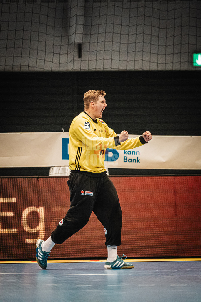 Handball | Männer | Saison 2024/2025 | DAIKIN Handball-Bundesliga | 8. Spieltag || Handball Sport Verein Hamburg vs. TSV Hannover-Burgdorf | 24.10.2024 | Robin Haug (#16, Handball Sport Verein Hamburg) jubelt