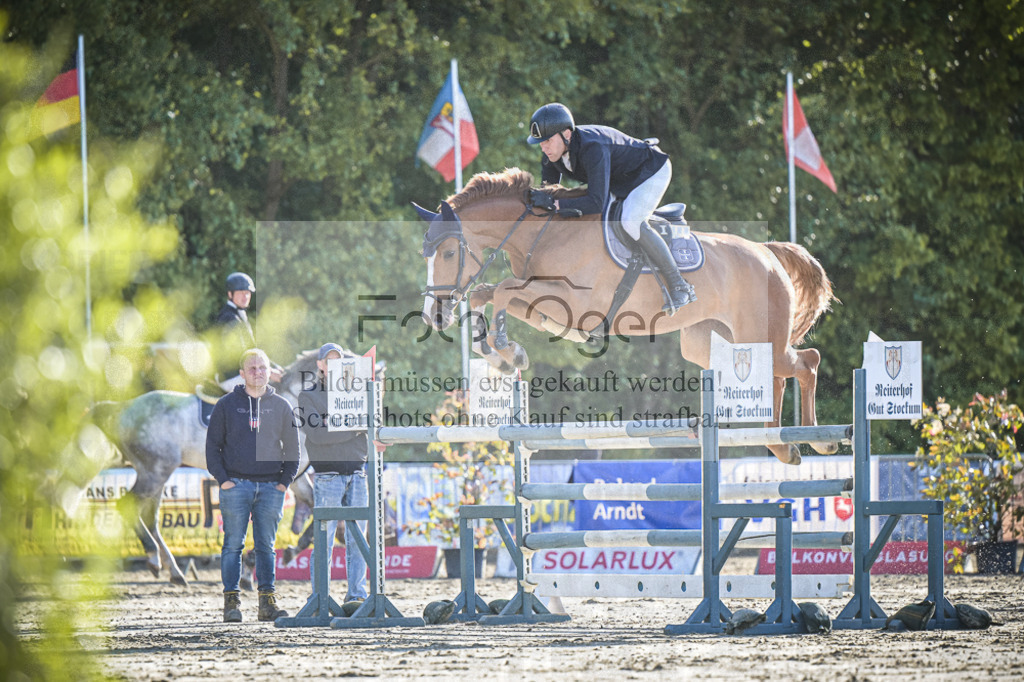 DOS_0766 | Entdecke hochwertige Reitturnierfotos von Foto Oger. Professionell, emotional und authentisch – jetzt Lieblingsmomente im Shop bestellen.Deutschlandweite Turnierfotografie. - Realisiert mit Pictrs.com