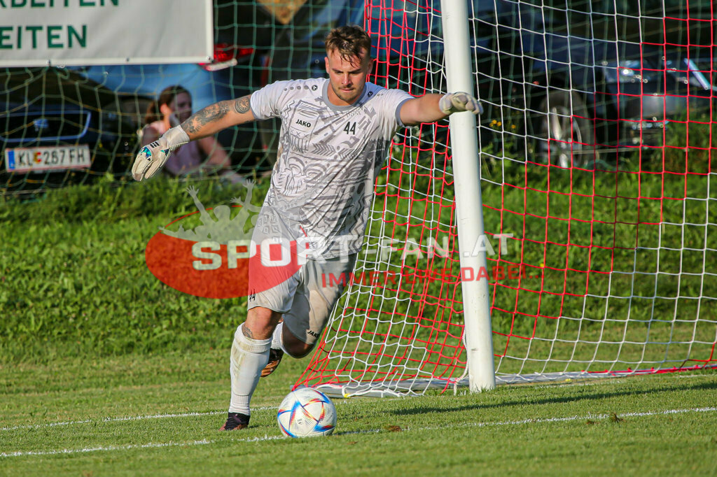 SK Maria Saal - DSG Ferlach 2-3, Unterliga Ost | Manuel Jachs (SK Maria Saal #44) SK Maria Saal - DSG Ferlach 2-3 am 22.08.2023 in Maria Saal
(Sportplatz), Austria, (Photo by Ernst Krawagner sport-fan.at) - Realisiert mit Pictrs.com