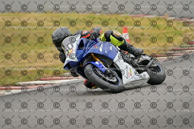 25bt05-1448 | markuskiefer.com - Realisiert mit Pictrs.com