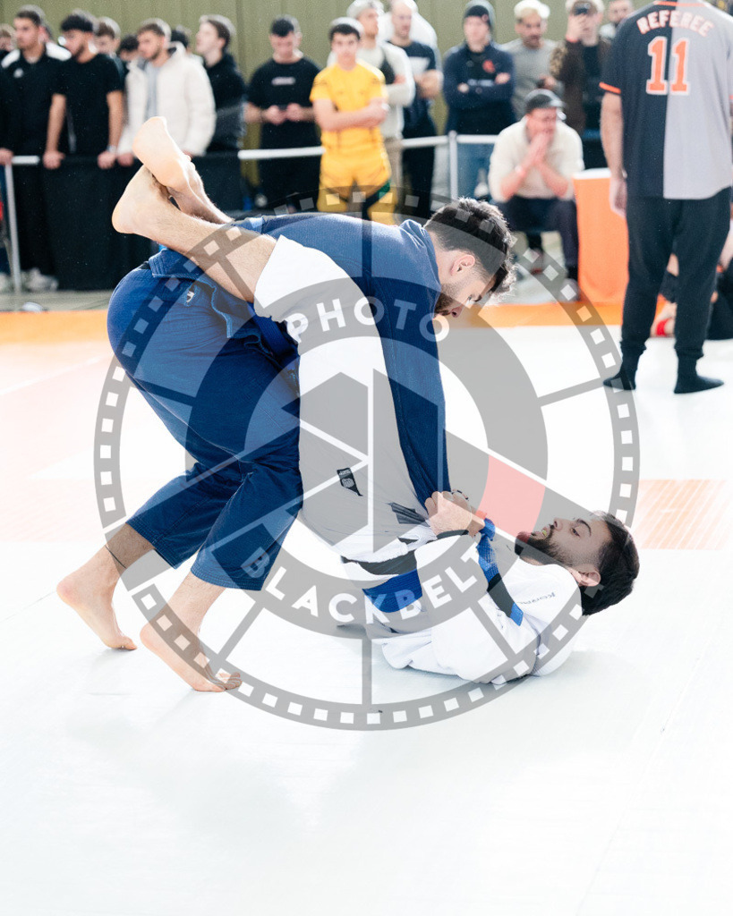 20251122PBB11112 | Athletes compete during the Grappling Industries Berlin Jiu-Jitsu and Grappling Championship, on November 22, 2025 in Berlin, Germany. © photoblackbelt