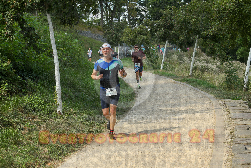 250824_1434_EX1_6660 | Sportfotografie im Rhein-Sieg Kreis, Köln, Bonn, NRW, Rheinland Pfalz, Hessen, etc. Unser Tätigkeitsfeld umfasst den Laufsport vom Volkslauf über den Marathon, Duathlon, Triathon bis zum Ultralauf wie Kölnpfad Ultra oder Schindertrail.