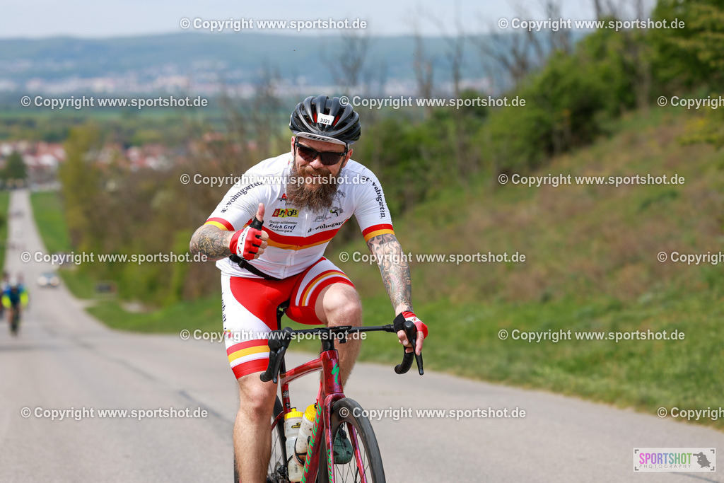 482_AR6_0428 | Neusiedlersee Radmarathon 2026@sportshot_your_pictrs #yourpictures#roadtowm2029 #nrm #neusiedlerseeradmarathon #neusiedlersee #neusiedlerseetourismus #burgenland #mörbisch #nrm26 #burgenlandtourismus #voglundco #poweredbyburgenlandtourismus #radsport #rad #marathon #ucigranfondo #visitburgenland #ucigranfondoworldseries