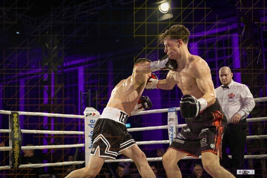 Domenik Arnold erster WM KAmpf 02 2026 tomafocus TB00135 | professionelle Sport- und Eventfotografie von Tomafocus – dynamische Bilder, emotionale Momente und hochwertige Aufnahmen für jeden Anlass. - Realisiert mit Pictrs.com