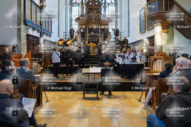 TAM25_K.11__Michael-Vogl_001_6274 | Tage Alter Musik Regensburg K.11 Dreieinigkeitskirche Ars Antiqua Austria (Österreich) St. Florianer Sängerknaben (Österreich) Splendor Austriae Höfischer Prunk in geistlichen Werken B.A. Aufschnaiter: Missa Laetemurine & H.I.F. Biber: Vesperae à 32 Franz Farnberger Einstudierung Gunar Letzbor Solovioline, Leitung Foto: Michael Vogl