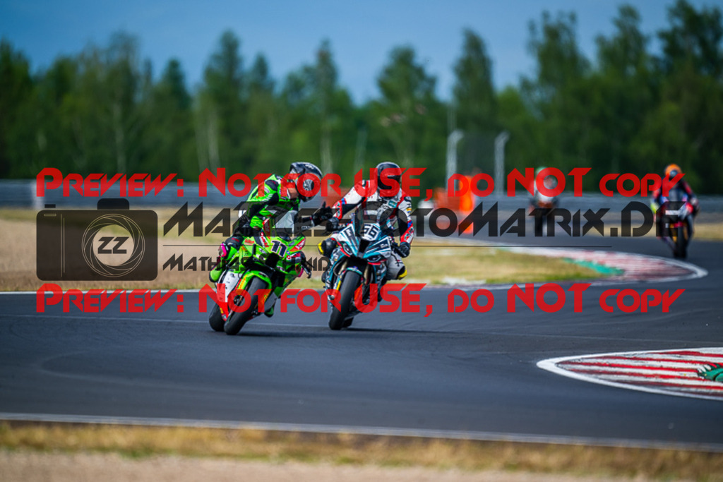 MaZZes_FotoMatrix_220625_2612 | PROSUPERSTOCK