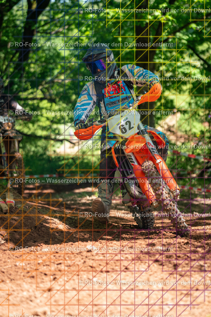 Wolfshausen 2 Lauf -1207 | Sportfotografie von RO-Fotos: Motorsport, Motocross, Enduro, Laufveranstaltungen und Triathlon. Professionelle Fotos von Sportlern und Events. - Realisiert mit Pictrs.com