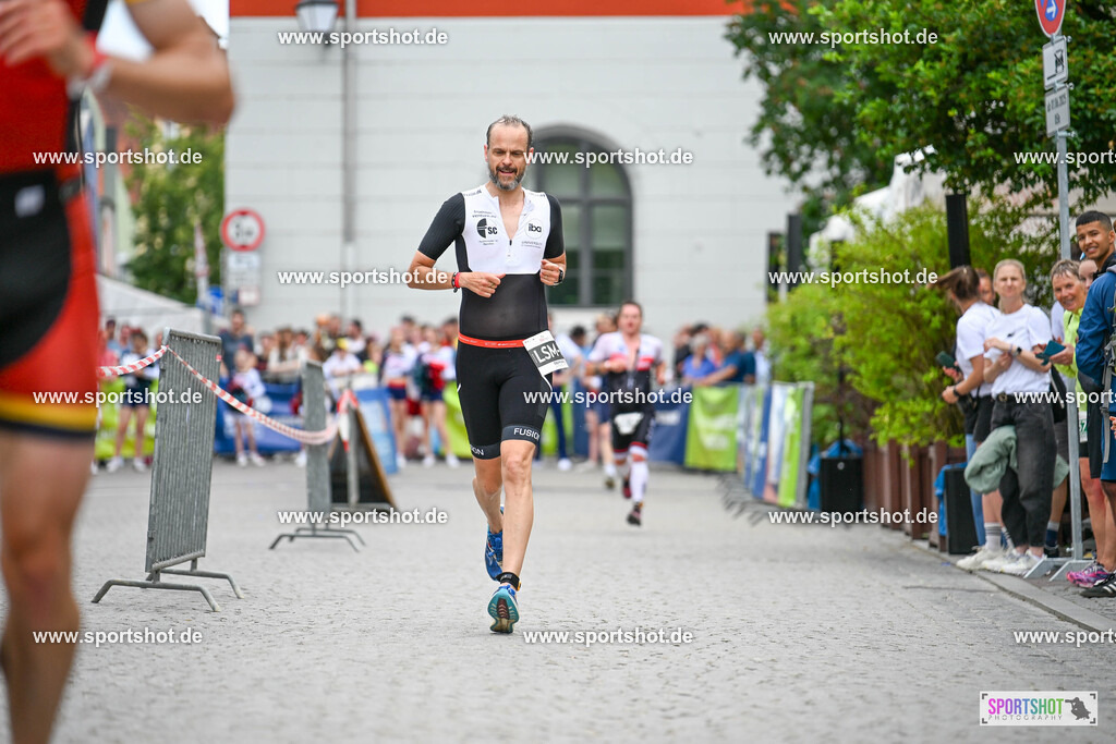SZI_5886 | Stadttriathlon Erding 2025. #yourpictrs #sportshot_your_pictrs @Sportshotphotography #stadttriathlonerding Copyright: www.sportshot.de
