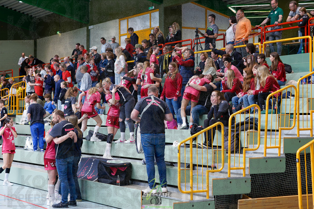 Hessenmeisterschaft wJC - Spiel um Platz 3; TuS Kriftel - SG Schenklengsfeld | Hessenmeisterschaft wJC - Spiel um Platz 3; TuS Kriftel - SG Schenklengsfeld am 22.03.2025 in Biedenkopf (Sporthalle Lahntalschule)Photo © 2025 - Jörg Heinrich - Realisiert mit Pictrs.com