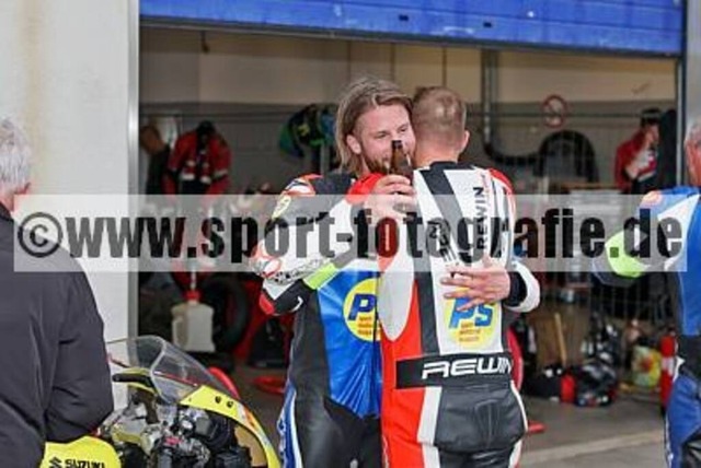 pube7160 | Professionelle Fotos von Sportveranstaltungen, aber auch Hochzeiten und anderen Events. - Realisiert mit Pictrs.com